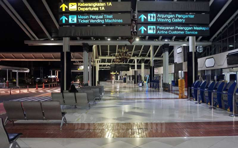 Bandara Sepi Utang Bengkak,  Apa Solusinya?